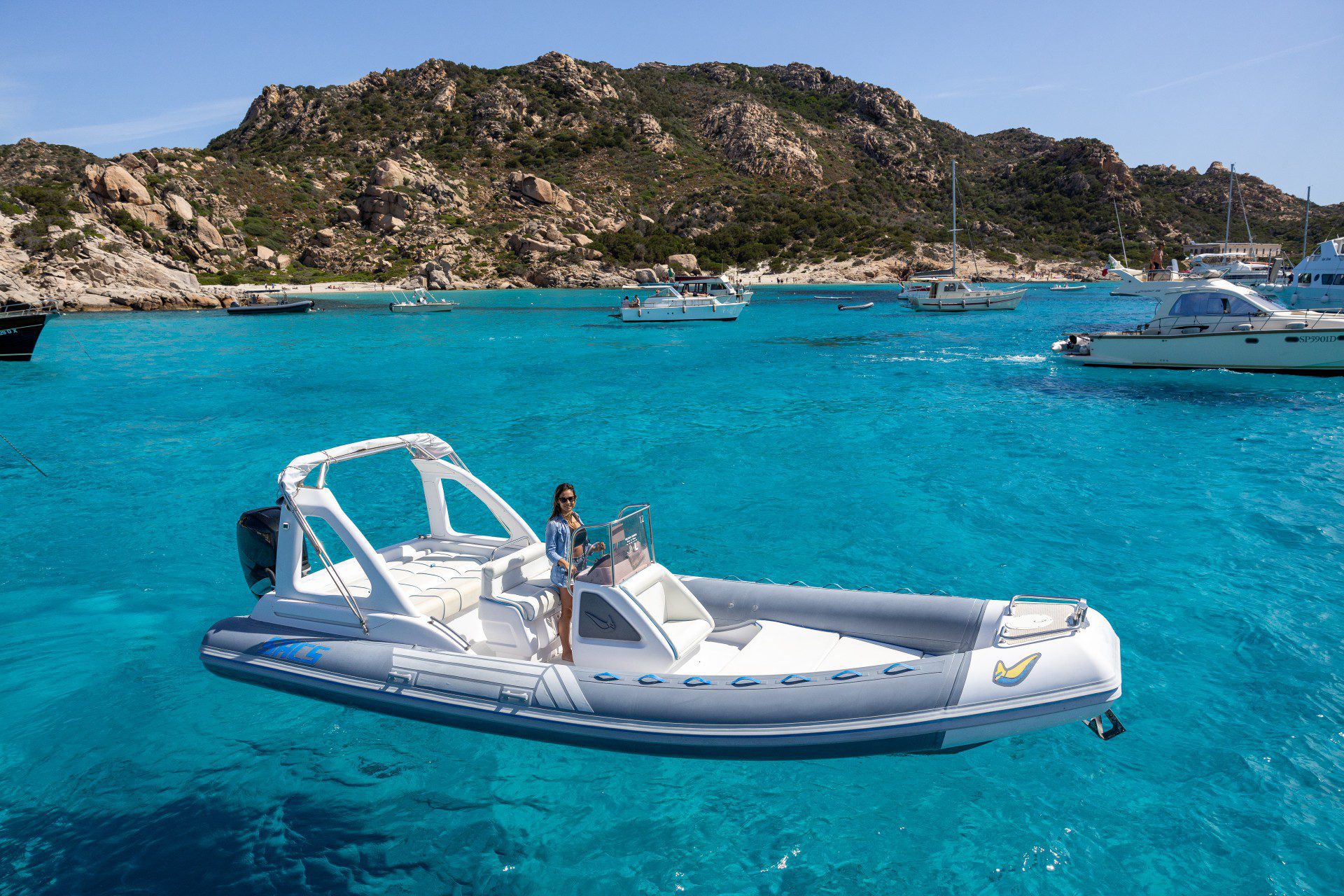 baia di ulisse gommone Sacs 8m – 300hp